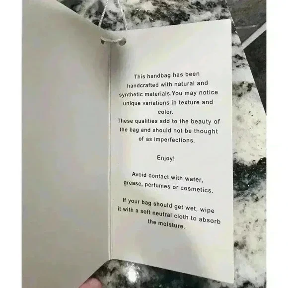 Valentino Orlandi Forest Green Crossbody Bag NWT MSRP 159.00 - Picture 7 of 7